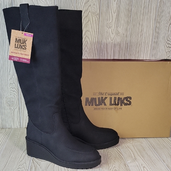 MUK LUKS Sky Sloane Black Tall Wedge Boots Womens Size 11 NEW - Picture 1 of 16